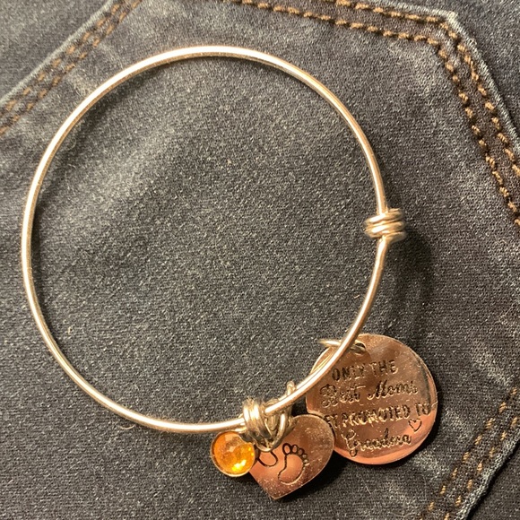 Bangle bracelet - Picture 2 of 3